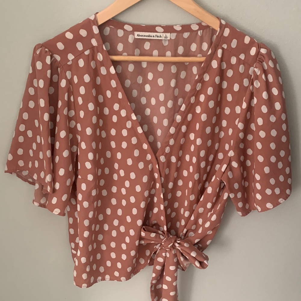 Abercrombie & Fitch Mauve Polka Dot Blouse